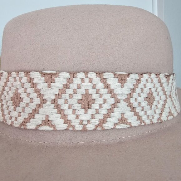 Olive & Pique Ella Wool Felt Gambler Flat Brim Western Hat with Aztec Band‎ OS - Picture 15 of 16